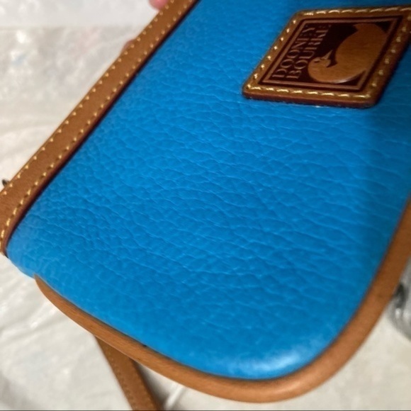 Dooney and Bourke blue leather wristlet bag
